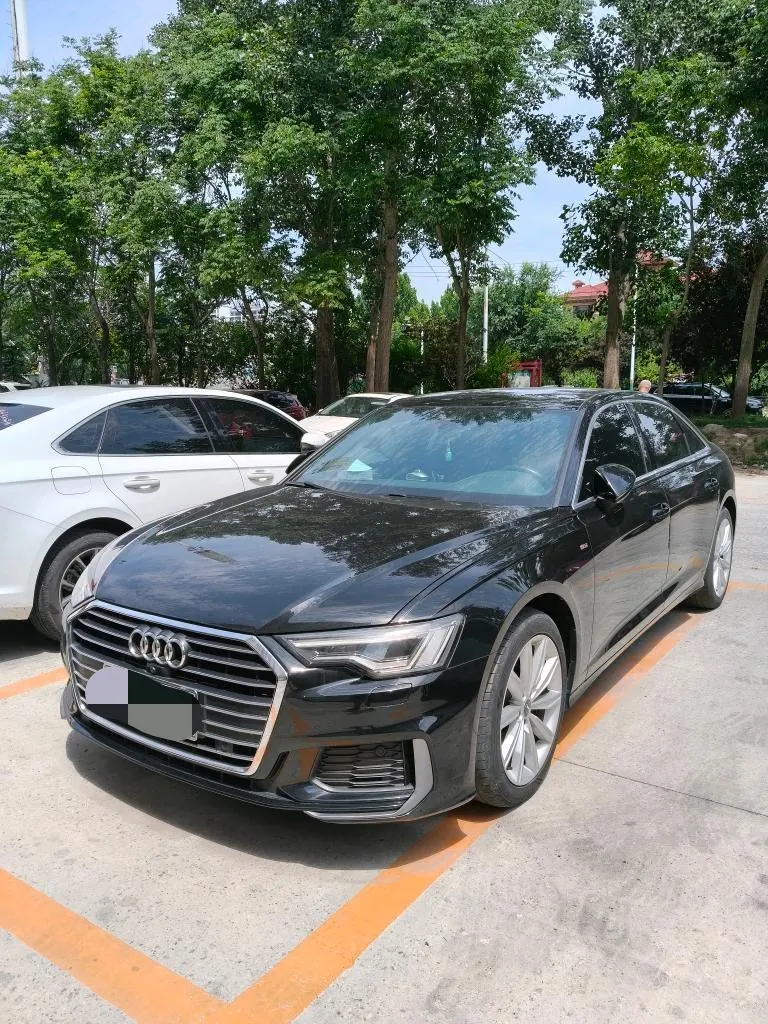 Audi 2020 A6L 2.0TFSI 45TFSI Selected Dynamic Automatic - View 1