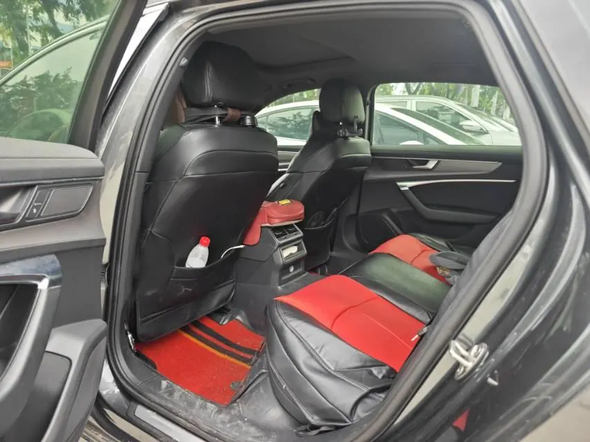 Audi 2020 A6L 2.0TFSI 40TFSI Deluxe Elegant Automatic 3