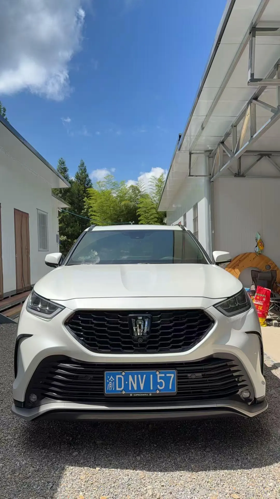 Toyota 2026 Crown Land Release HEV 2.5 Stepless Four-wheel Drive Premium Edition Automatic Gear 3
