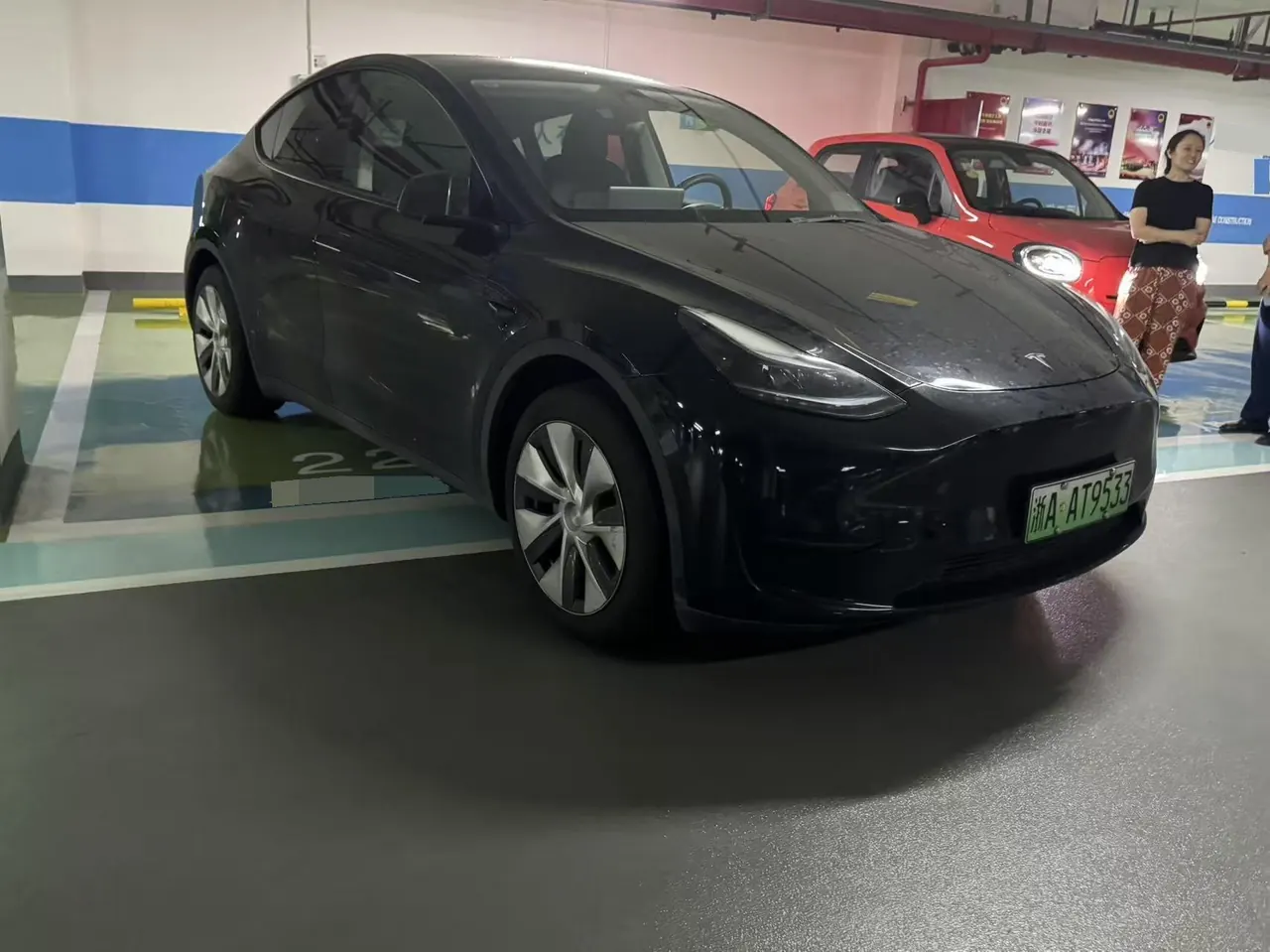 Tesla 2022 Model Y rear-wheel drive version (facelift) automatic gear 3