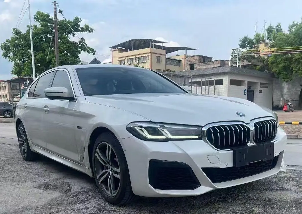 BMW 5 series new energy 2022 535Le 2.0T M sports suit (change 2) automatic gear 2