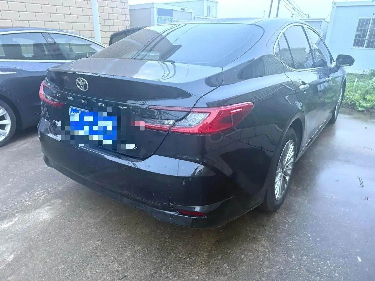 Toyota 2026 Camry Dual Engine 2.0HGVP Stepless Deluxe Automatic Gear 5