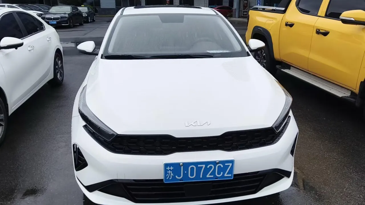 Kia 2023 K3 1.4T Deluxe Edition Automatic Gear 2