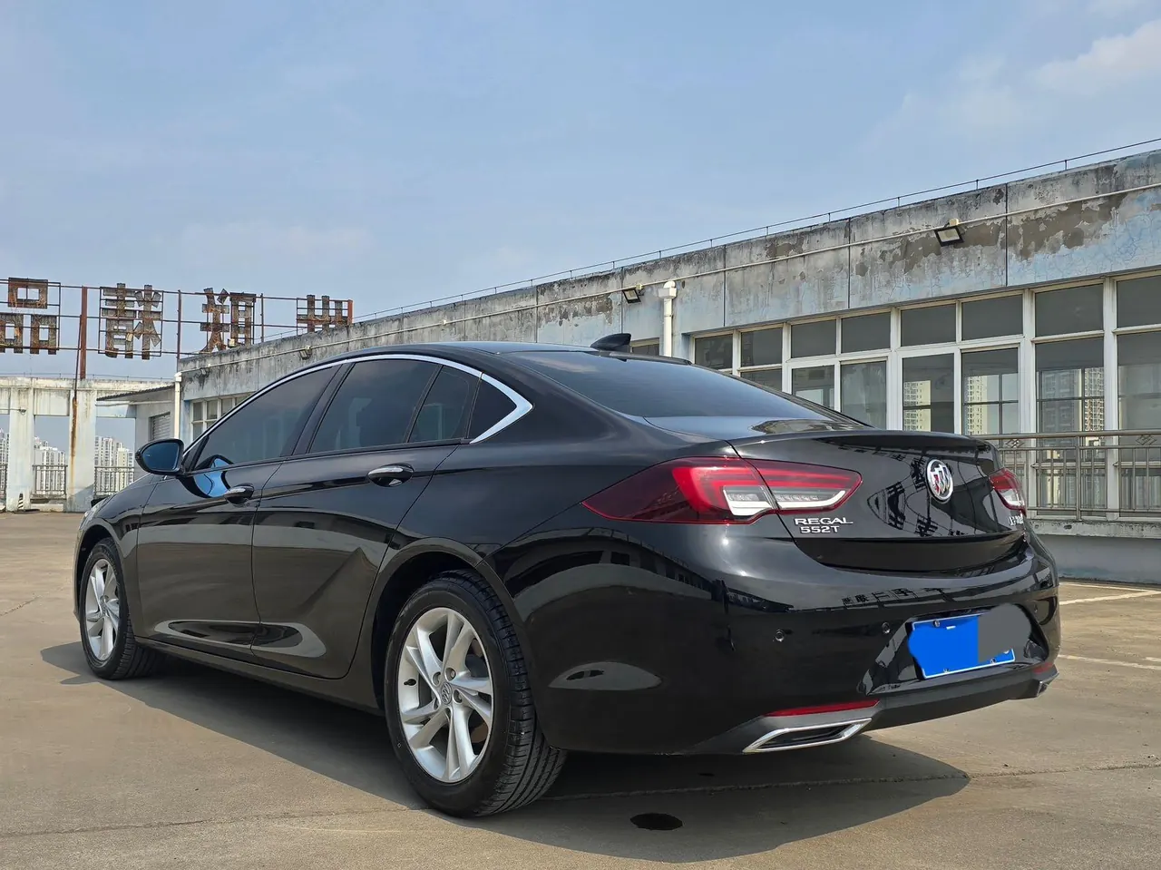Buick 2020 Regal 1.5T 552T Luxury Automatic Gear 4