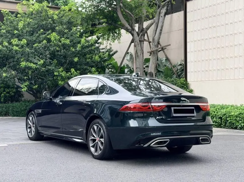 Jaguar 2023 XFL 2.0T P 12500.00g Drive Elite Sports Edition Automatic Gear 4