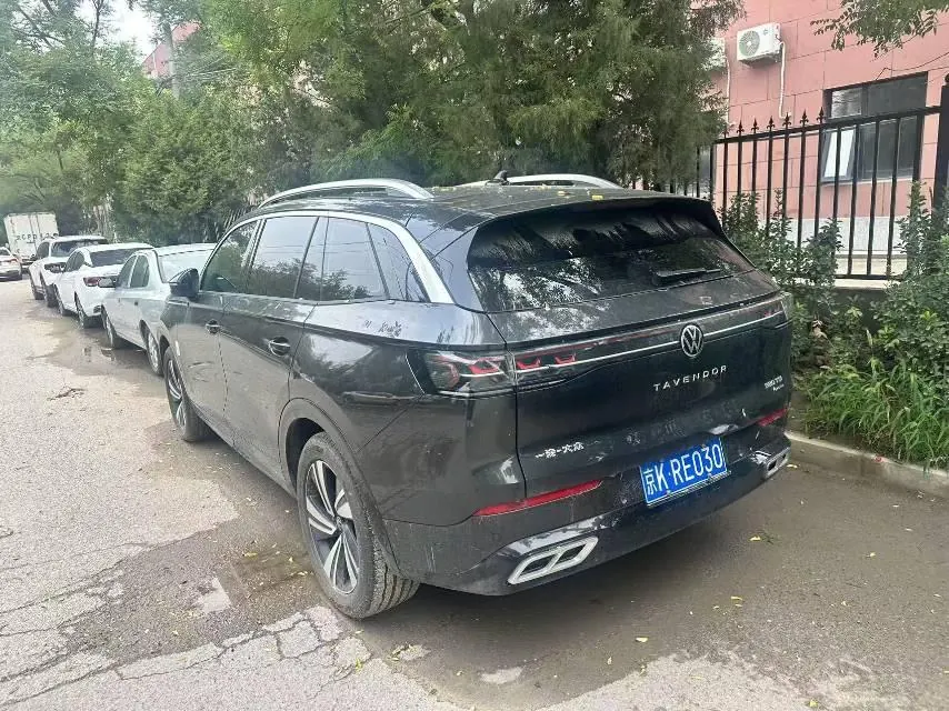 Volkswagen 2024 model tour R-Line 2.0TSI 380TSI four-wheel drive parade version automatic gear 5