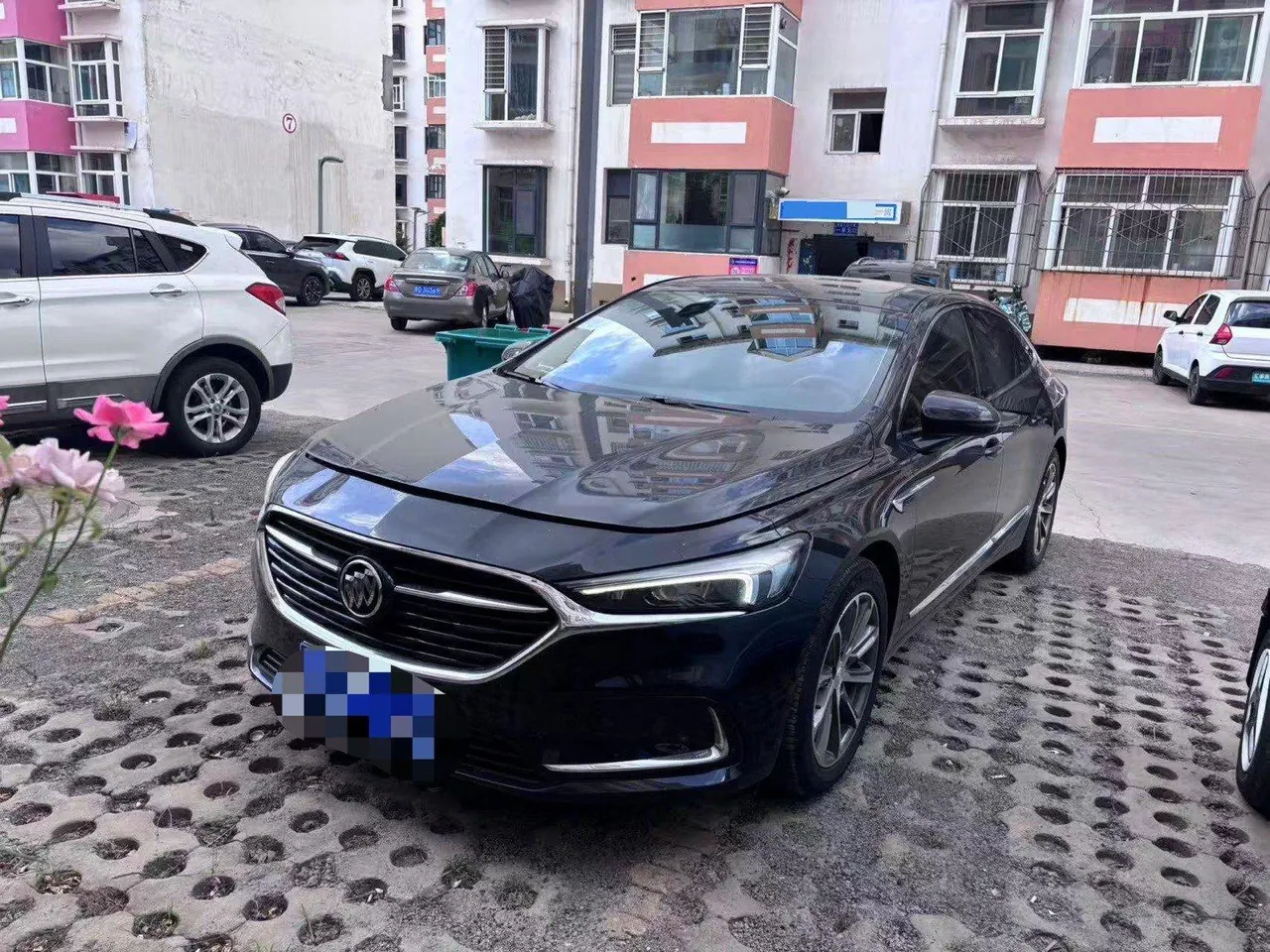 Open image lightbox: Buick 2020 LaCrosse 2.0T 652T Luxury Automatic