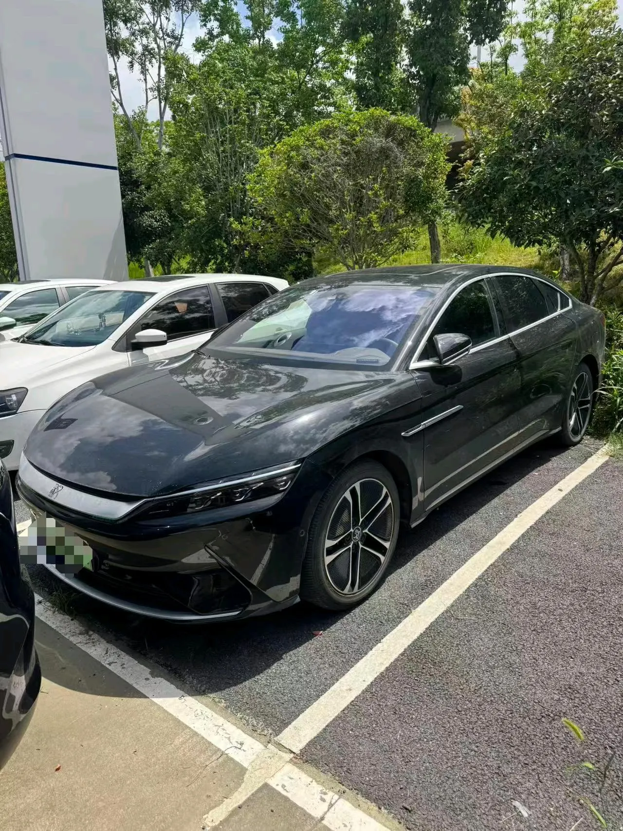 BYD 2020 Han Super Long Endurance Deluxe Automatic Transmission - View 1