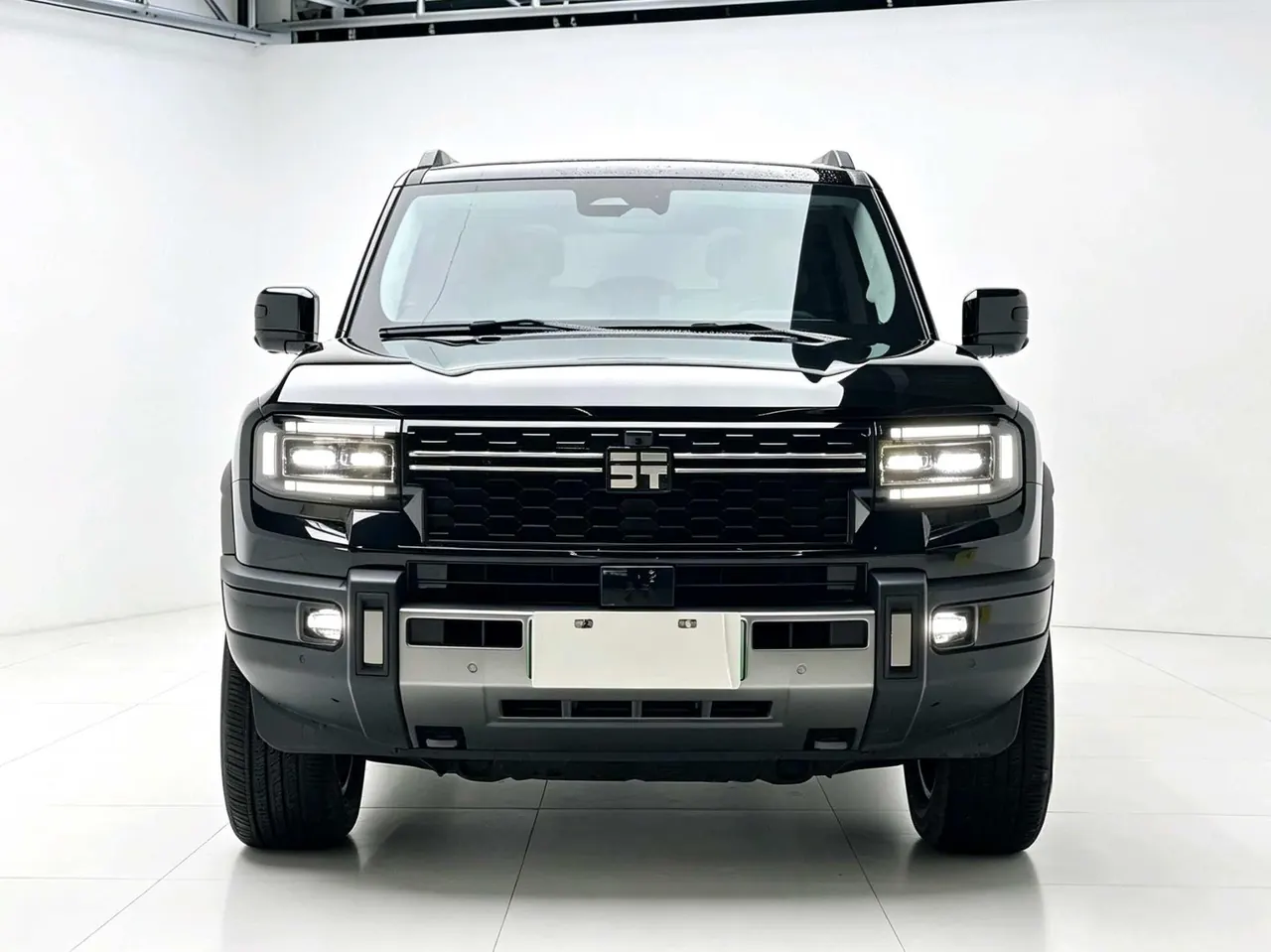 Jetour vertical and horizontal 2025 G700 CDM-O 2.0T enjoy the version of 6 automatic gear 2