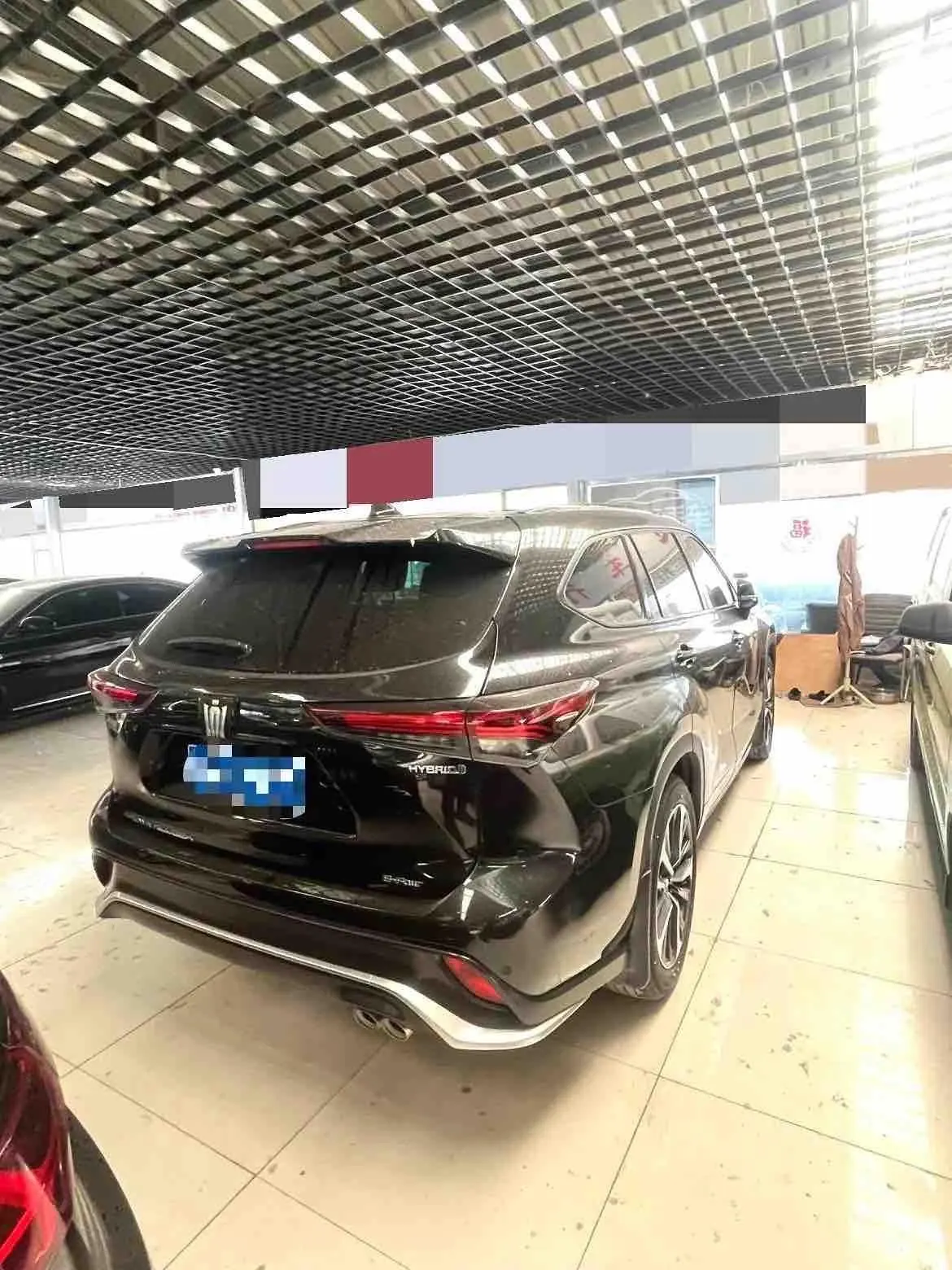 Toyota 2023 Crown Land Release 2.5 Stepless Four-wheel Drive Premium Edition Automatic Gear 3