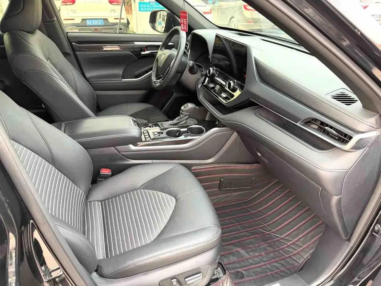 Toyota 2023 Crown Land Release 2.5 Stepless Four-wheel Drive Premium Edition Automatic Gear 5