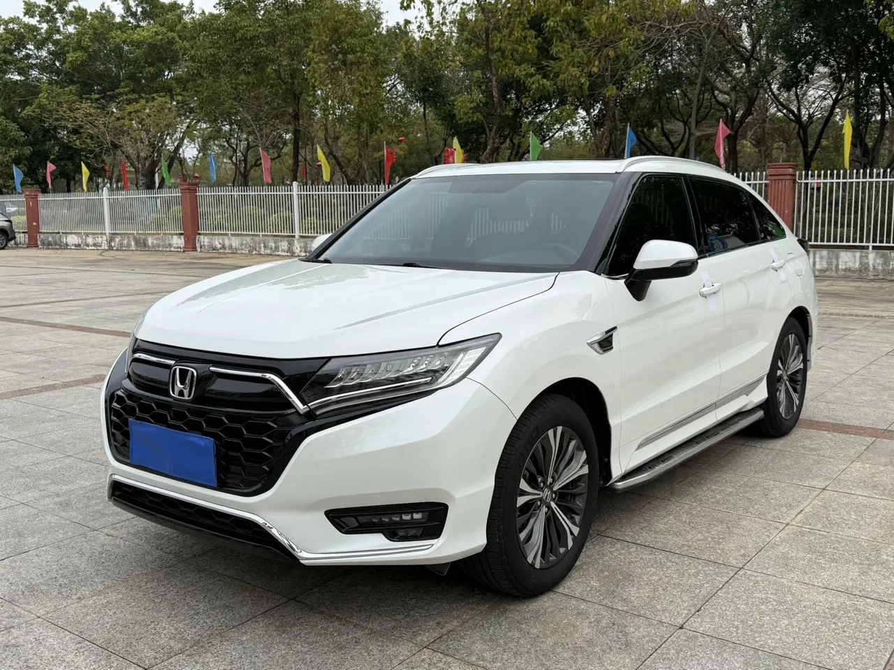 Honda 2020 UR-V 2.0T 370TURBO two-drive elegant version of automatic gear - View 1