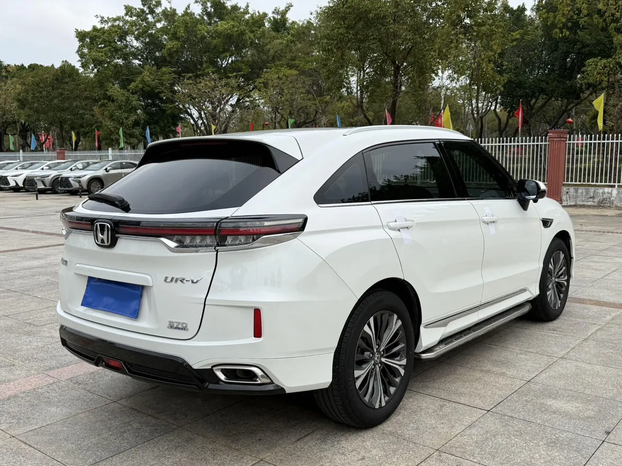 Honda 2020 UR-V 2.0T 370TURBO two-drive elegant version of automatic gear 3