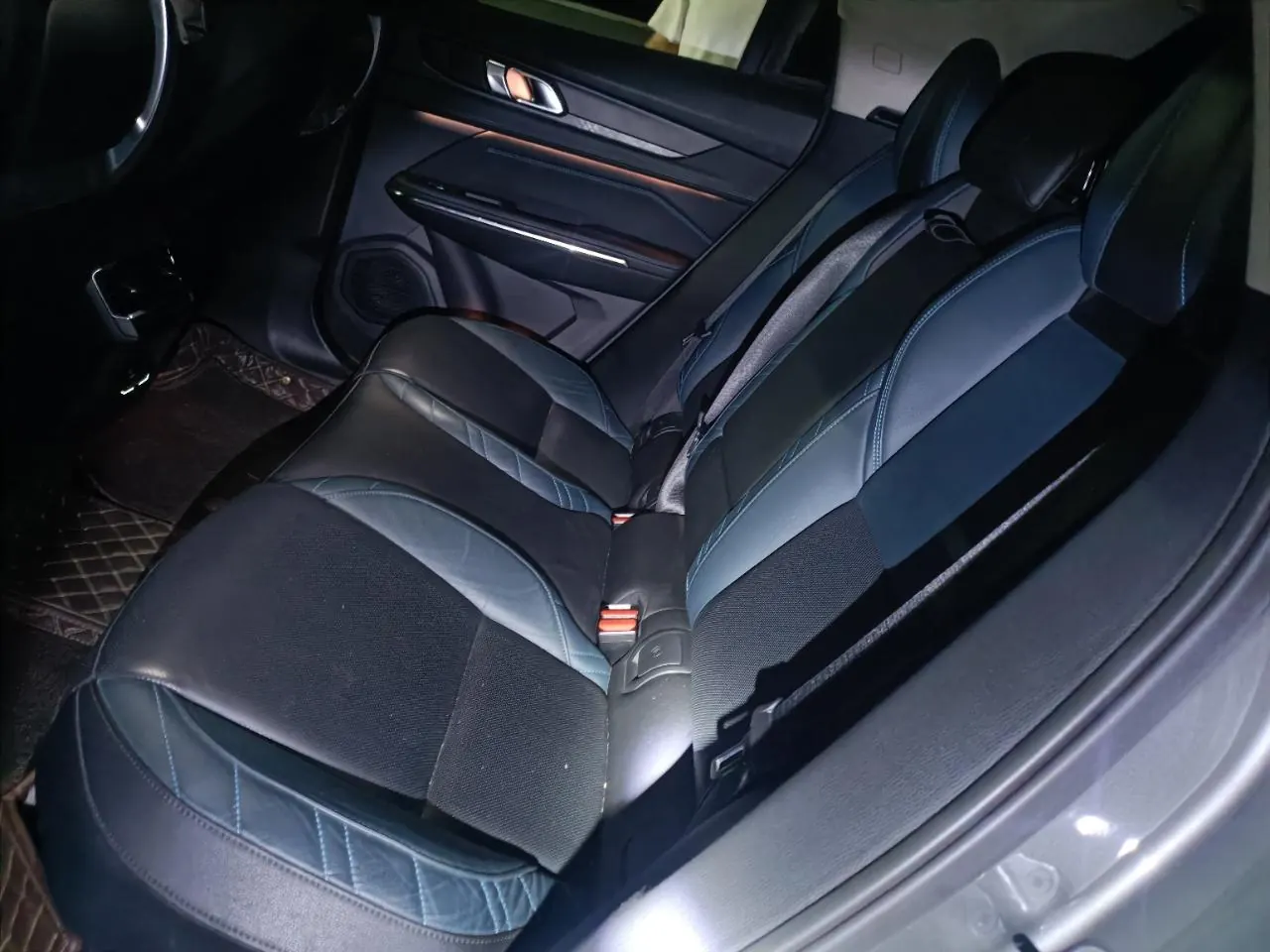 LYNK&amp;CO 2020 LYNK&amp;CO 05 2.0TD Two-wheel Drive Halo Automatic Gear 2