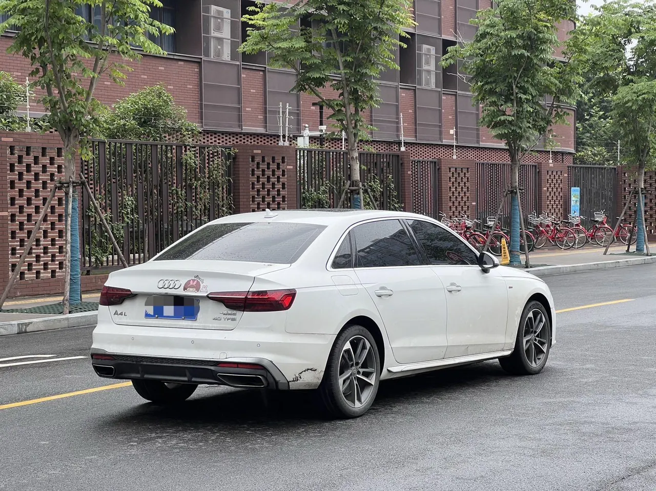 Audi 2020 A4L 2.0TFSI 40TFSI Fashion Dynamic Automatic 8