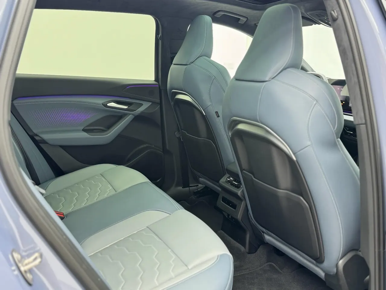 Audi 2025 Q6L e-tron Long Endurance Edition Automatic Gear 16