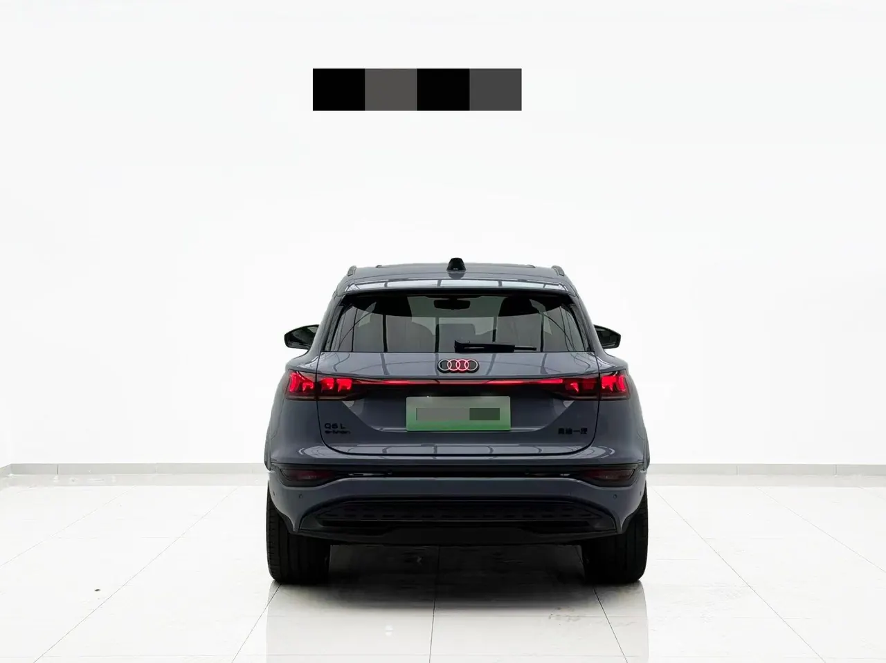 Audi 2025 Q6L e-tron Long Endurance Edition Automatic Gear 3