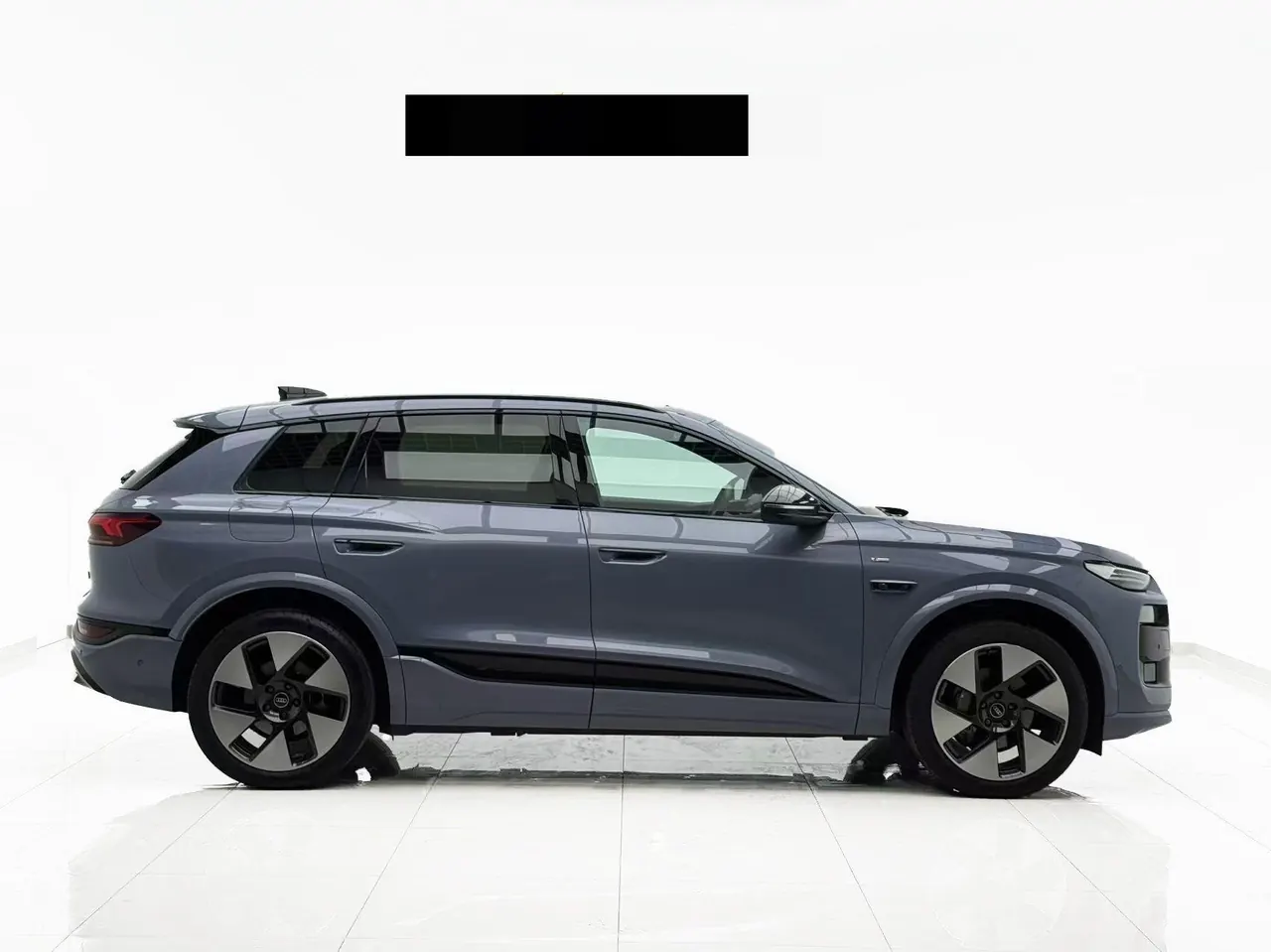 Audi 2025 Q6L e-tron Long Endurance Edition Automatic Gear 5