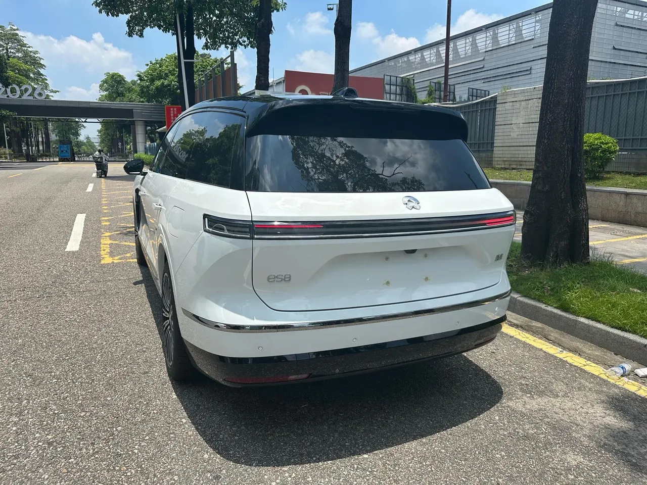 NIO 2026 ES8 6-seat executive deluxe automatic gear 7