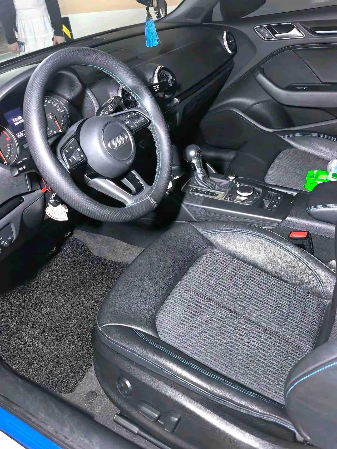 Audi 2020 A3 Sportback 1.4TFSI 35TFSI aggressive (modified) automatic gear 2