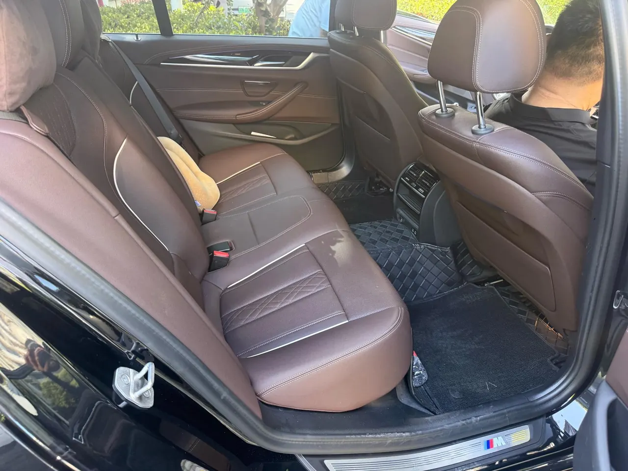BMW 5 Series 2022 525Li 2.0T Luxury Suit (Change 2) Automatic Gear 4