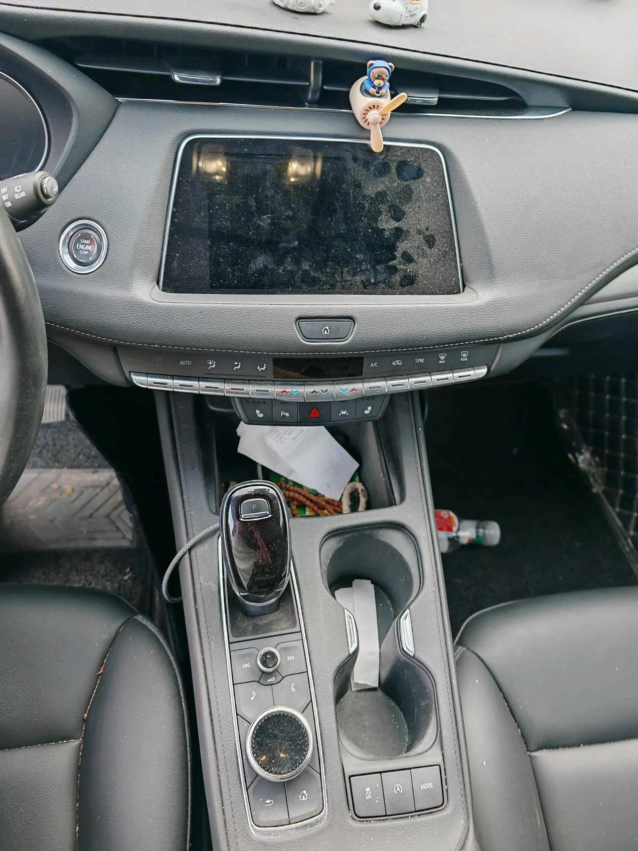 Cadillac 2022 XT4 48V 2.0T 28T Two-Drive Luxury Automatic Gear 5