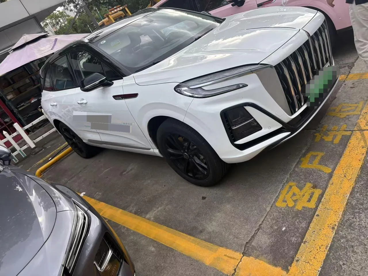 HongQi 2025 HS3 PHEV 1.5T 117km Strong for PLUS Edition Automatic Gear 3