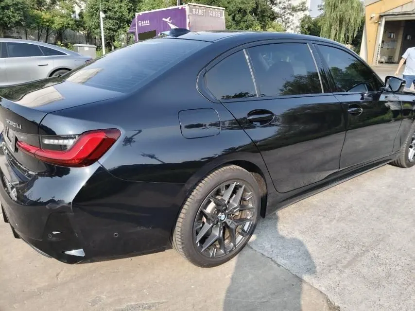 BMW 3 Series 2025 330Li 2.0T M Sports Obsidian Night Suit Automatic Gear 4
