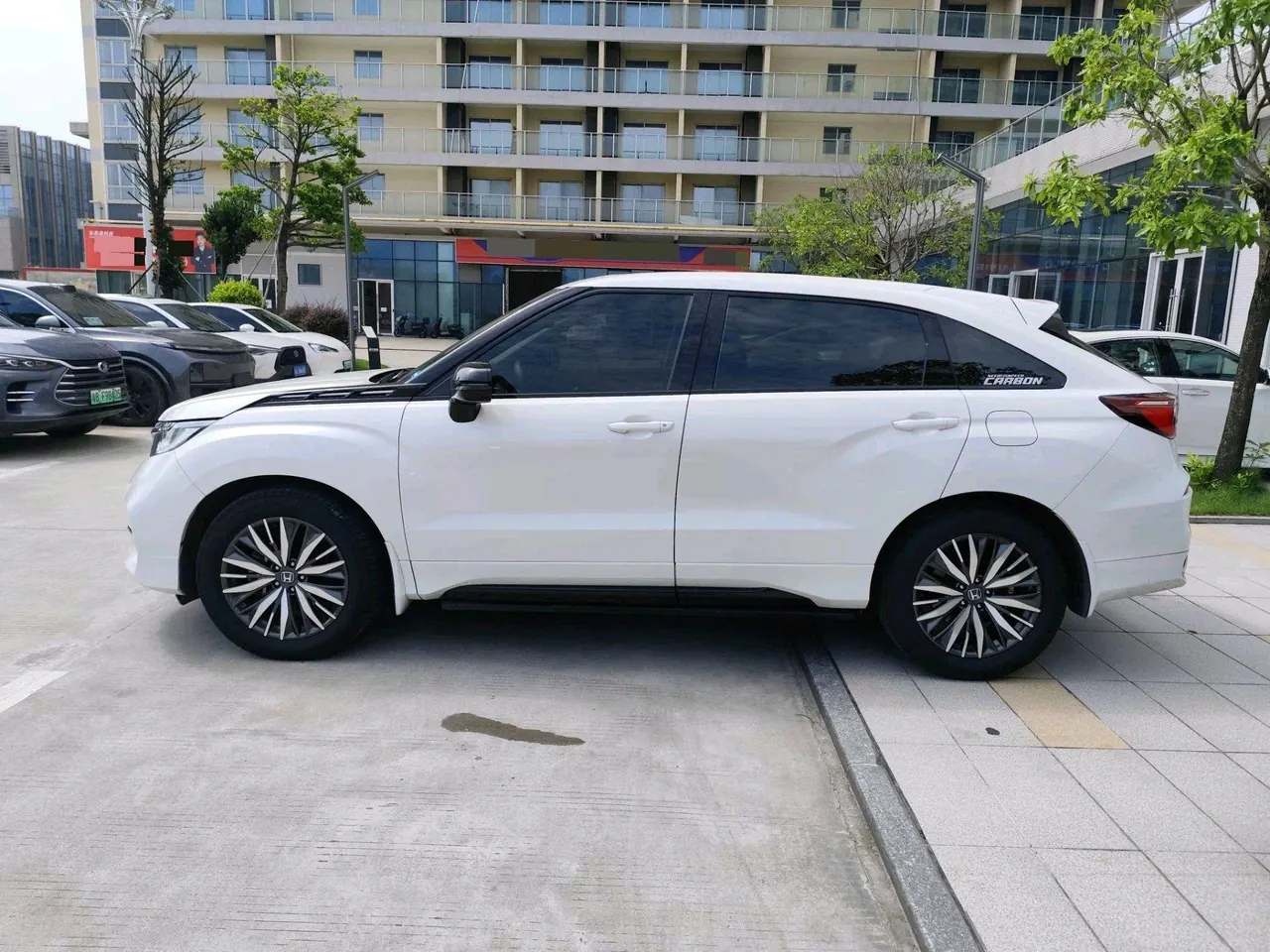 Honda 2020 Crown Road 2.0T 370TURBO Two-Drive Deluxe Automatic Gear 6