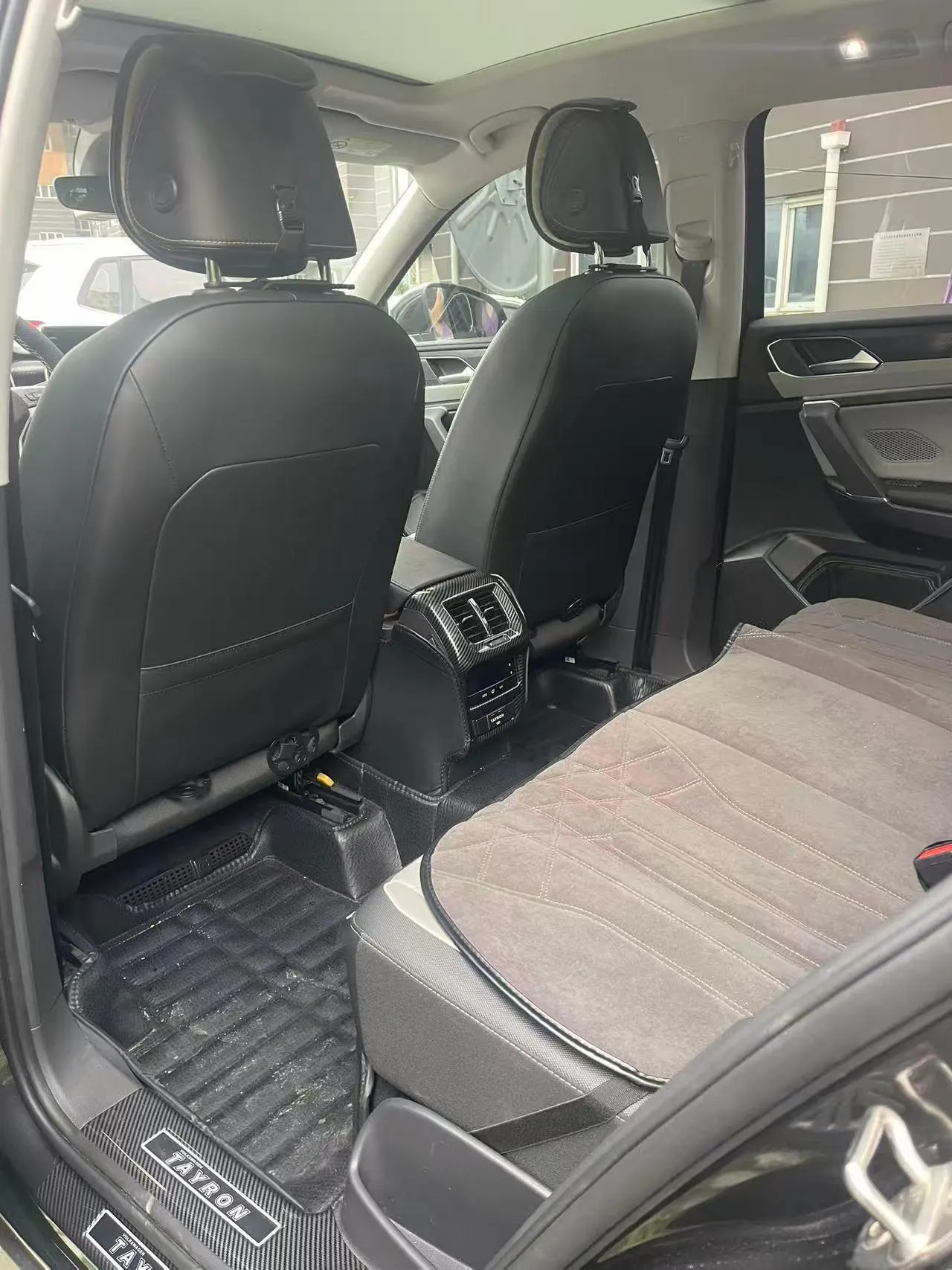 Volkswagen 2024 Tanyue 2.0TSI 330TSI Two-Drive Luxury Plus Advanced Edition Automatic Gear 4