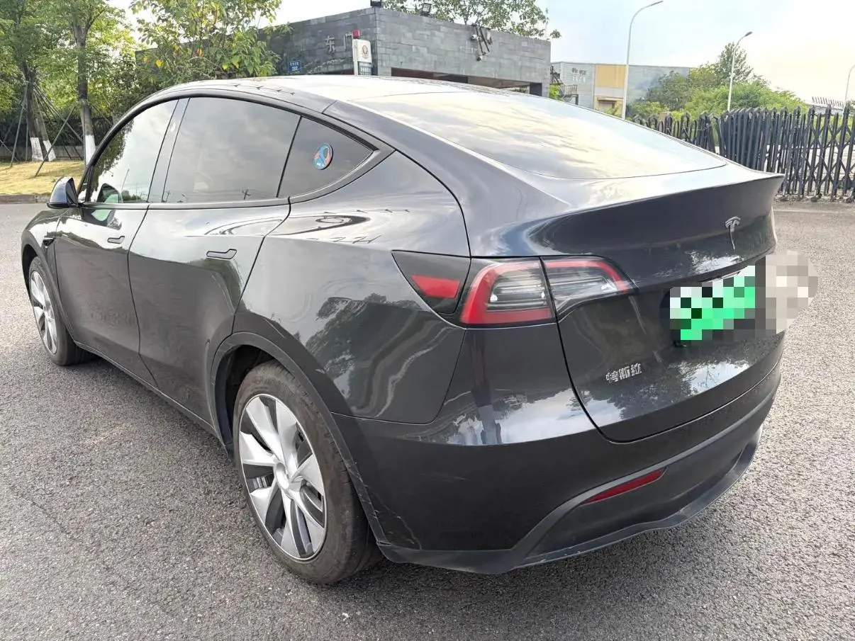 Tesla 2024 Model Y rear-wheel drive version automatic transmission 5