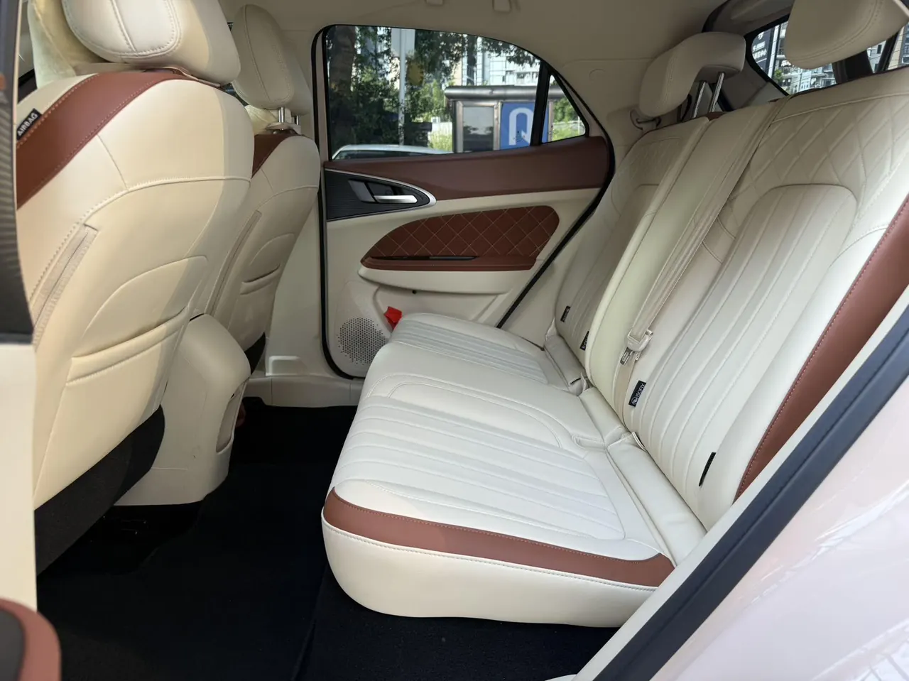 Ora 2024 good cat 401km luxury automatic gear 7
