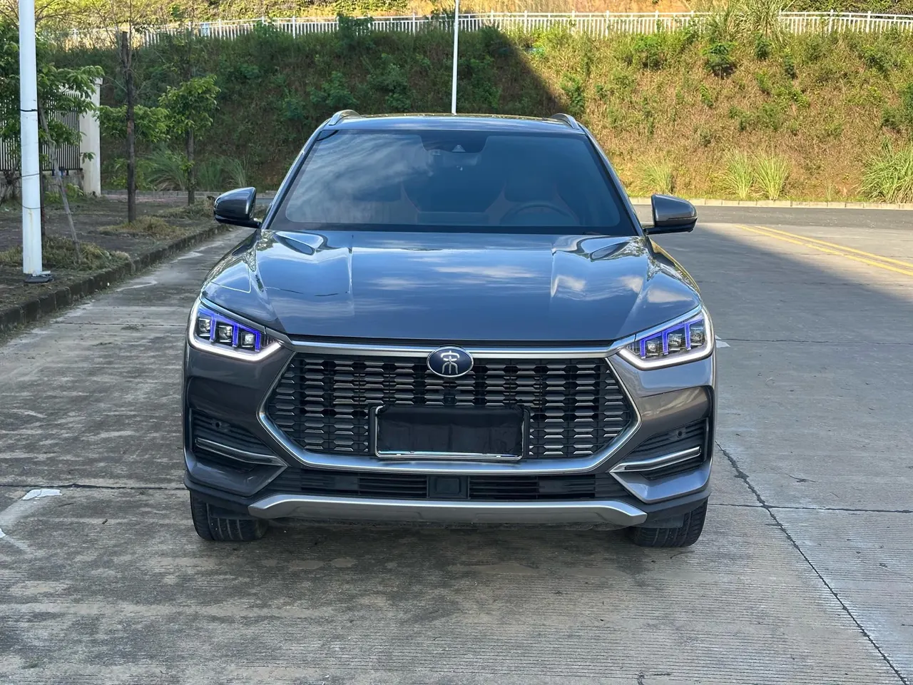 BYD 2020 Song PLUS 1.5T Luxury Automatic Gear 3
