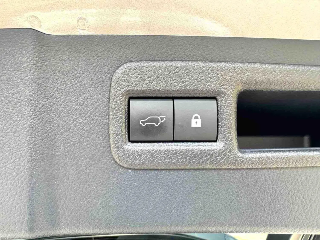Lexus NX (Imported) 2020 NX200 2.0 Stepless Front Edition Automatic Gear 19