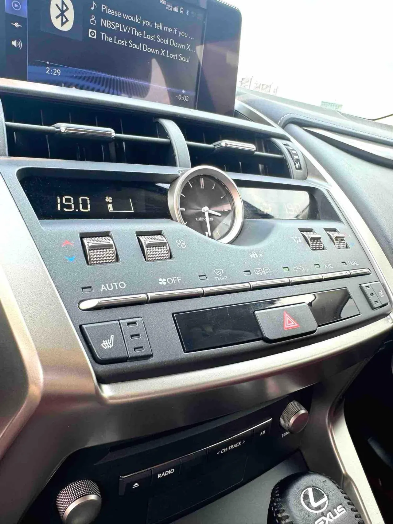 Lexus NX (Imported) 2020 NX200 2.0 Stepless Front Edition Automatic Gear 20
