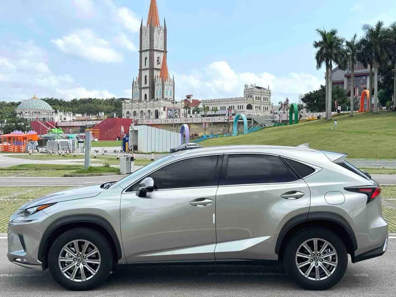 Lexus NX (Imported) 2020 NX200 2.0 Stepless Front Edition Automatic Gear 3