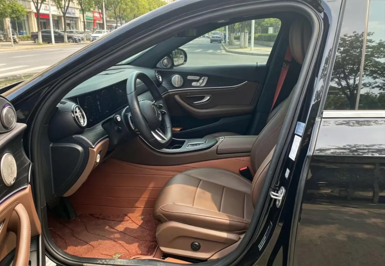 Mercedes Benz E Class 2020 E 300 L 2.0T Sports Luxury Automatic Gear 5