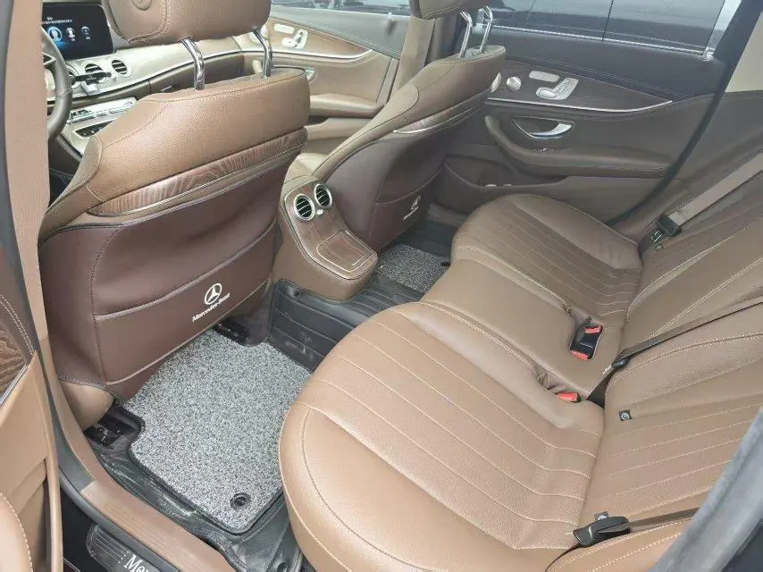 Mercedes Benz E-Class 2022 E 300 L 2.0T Sports Luxury (Change 2) Automatic Gear 4