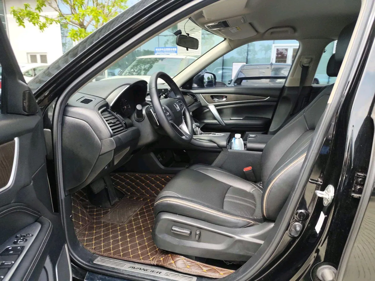 Honda 2020 Crown Road 1.5T Stepless 240TURBO Two-Drive Comfortable Edition Automatic Gear 3
