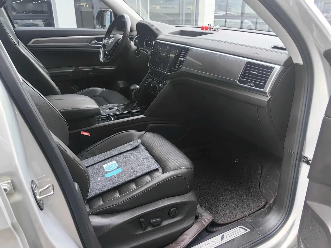 Volkswagen 2020 Tuang 2.0TSI 330TSI Two-Drive Deluxe Automatic Gear 5