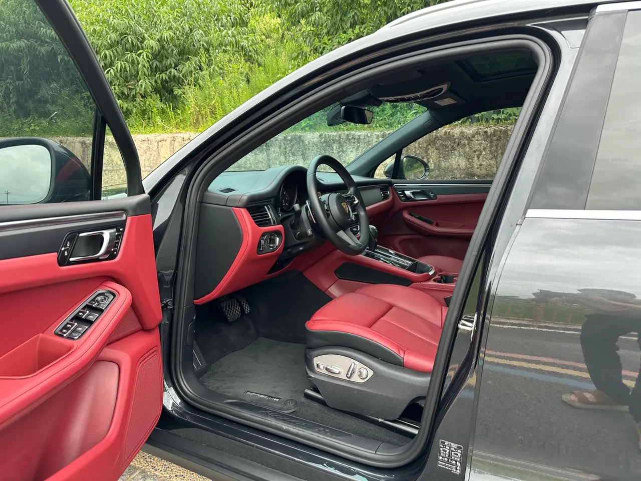 Porsche Macan (Imported) 2024 Macan 2.0T Automatic Gear 5