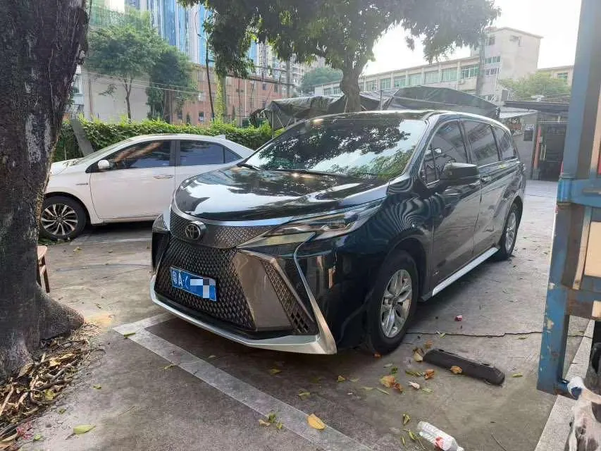 Открыть галерею: Toyota 2024 Grevia HYBRID 2.5 Stepless Comfort Edition Automatic Transmission