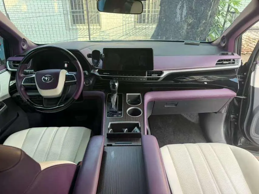 Toyota 2024 Grevia HYBRID 2.5 Stepless Comfort Edition Automatic Transmission 3