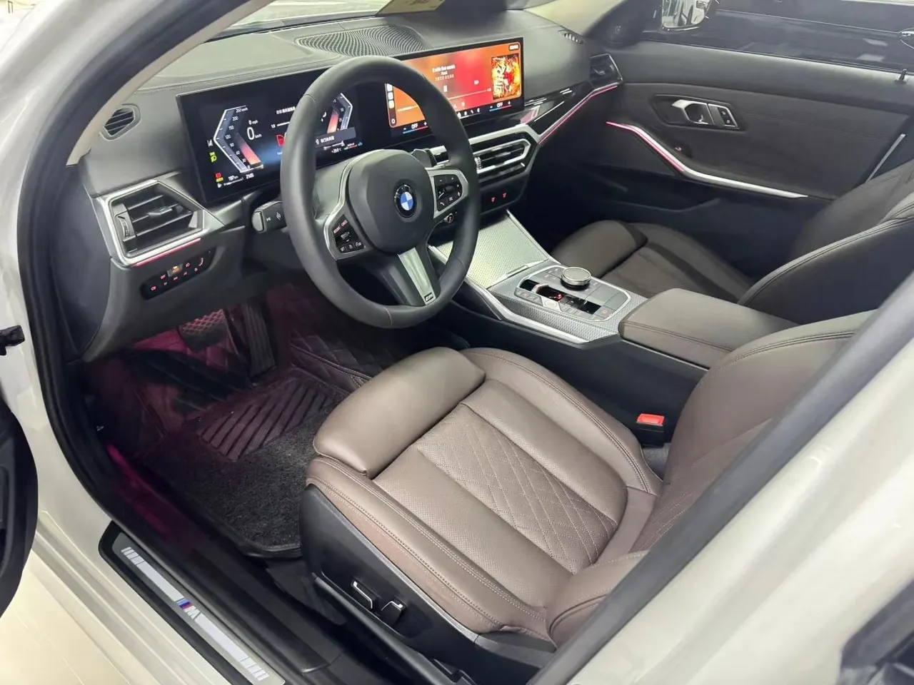 BMW 3 Series 2024 325Li 2.0T M Sports Obsidian Night Suit Automatic Gear 4