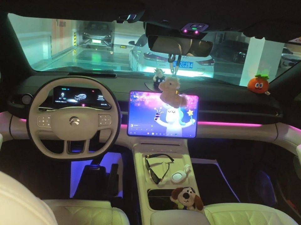 NIO 2025 ES 6 100kWh automatic gear 2