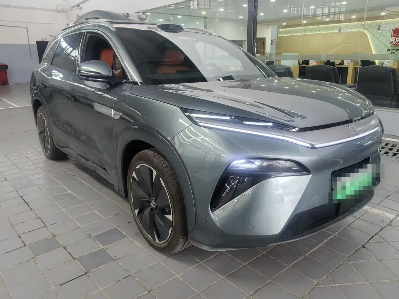 BYD 2025 Tang L DM 1.5T stepless 175KM unmanned aerial vehicle player version automatic gear 3