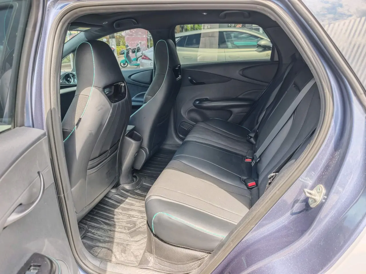 BYD 2024 Dolphin Glory 401km Knight Automatic 6
