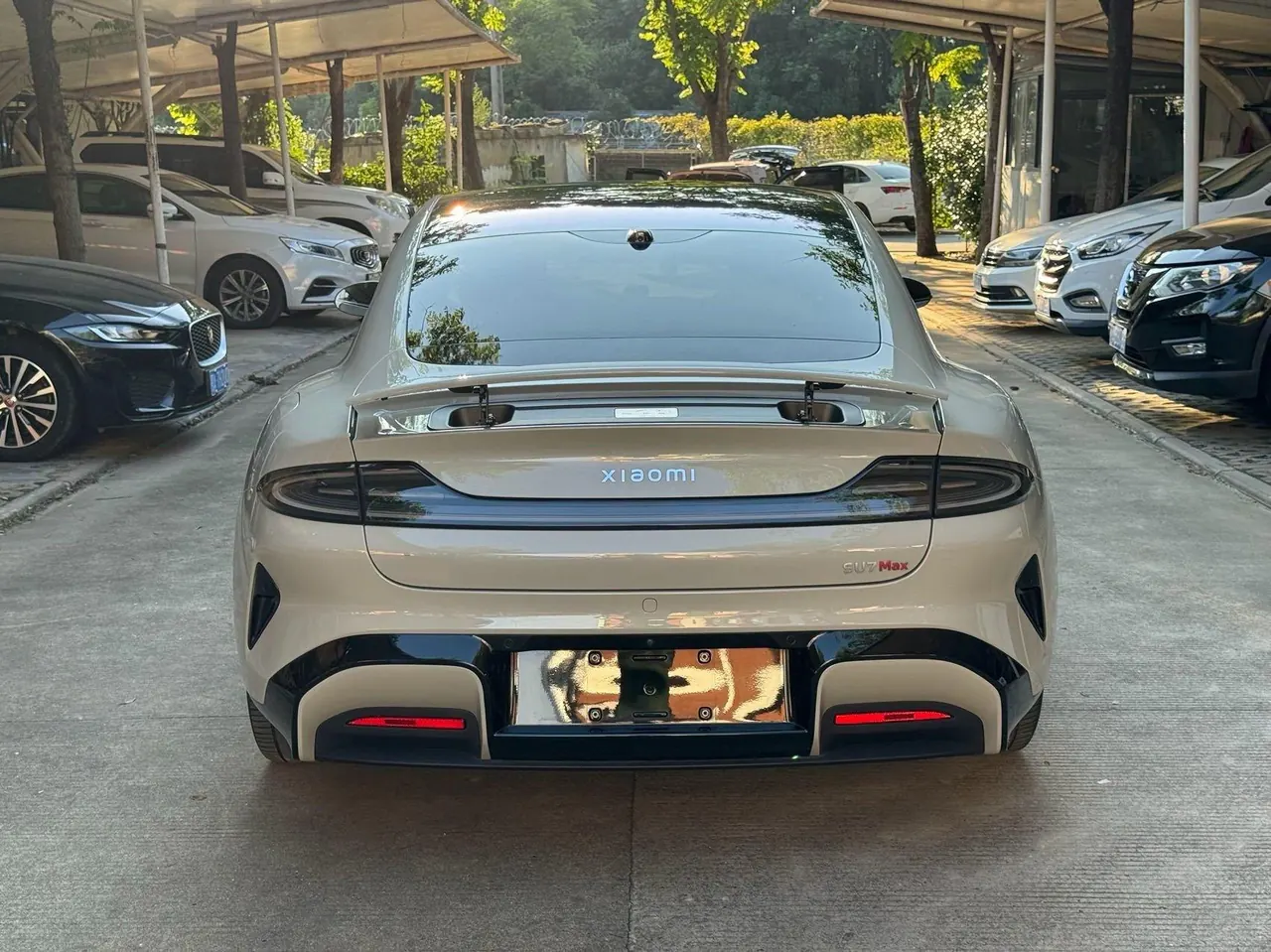 MI 2024 SU 7 800km 4-wheel drive ultra-long endurance high-end smart driving Max version automatic gear 4