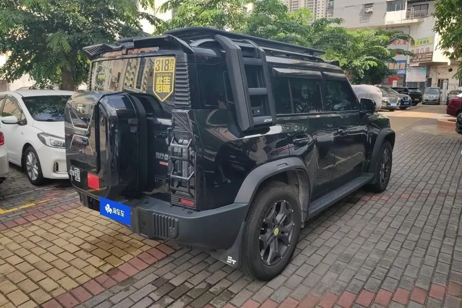 Jetour 2024 Traveler 2.0T Four-Wheel-Drive Cross-Country PRO Entertainment Version Automatic Transmission 2