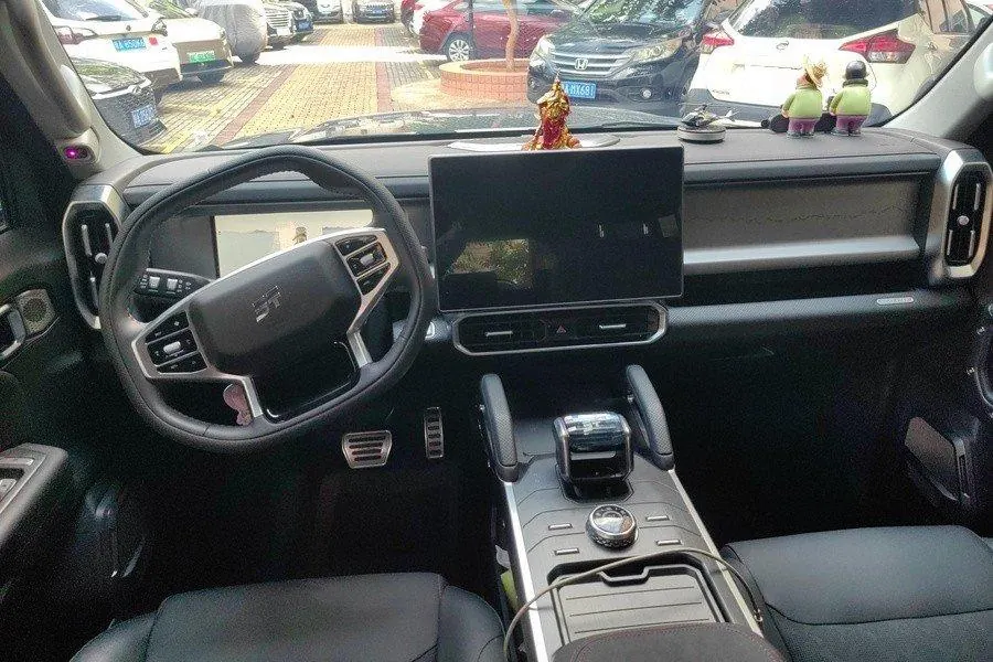 Jetour 2024 Traveler 2.0T Four-Wheel-Drive Cross-Country PRO Entertainment Version Automatic Transmission 6